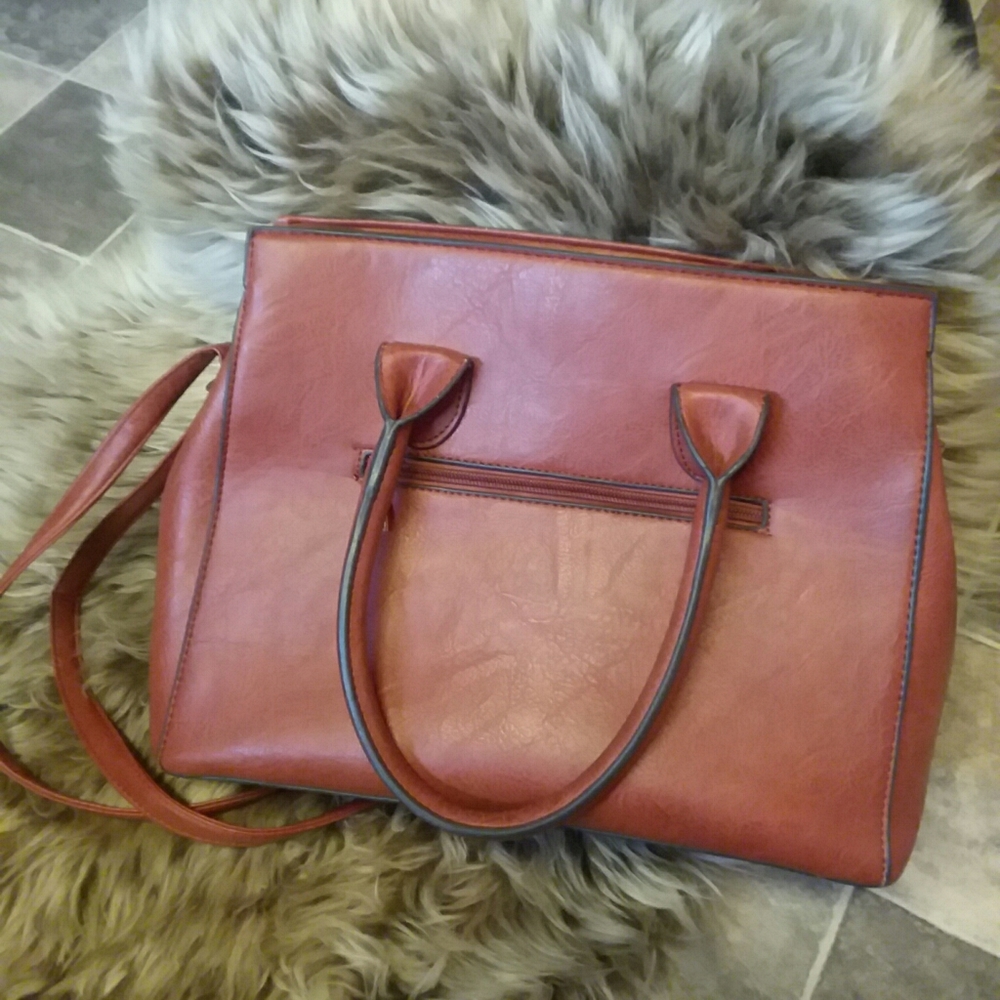 Purse - Picture 3 of 10